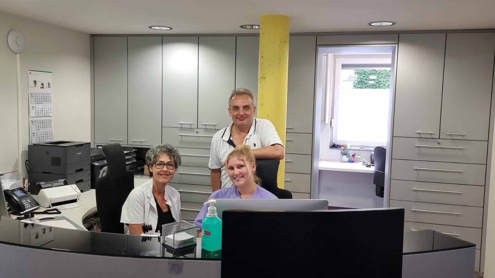 Konstantinos Tsimopoulos und Team